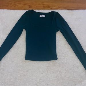 hollister long sleve